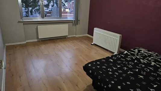 Rooms in Sint-Pieters-Leeuw - photo 7