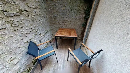 Rooms in Poitiers - photo 3