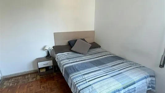 Rooms in Barcelona Eixample - photo 2