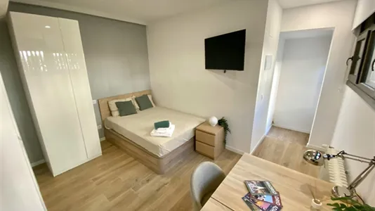 Apartments in Madrid Chamberí - photo 4