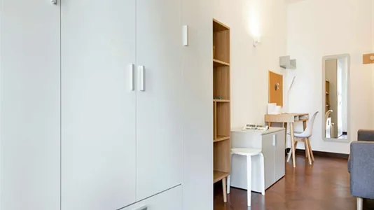 Rooms in Milano Zona 5 - Vigentino, Chiaravalle, Gratosoglio - photo 8