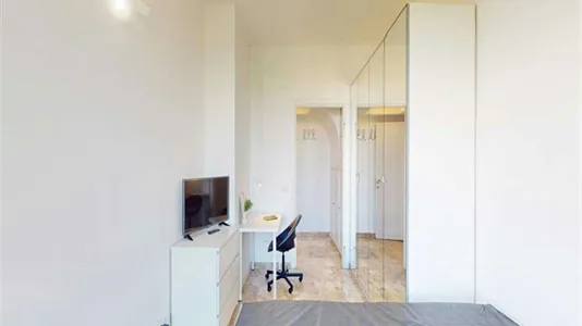 Rooms in Milano Zona 4 - Vittoria, Forlanini - photo 2