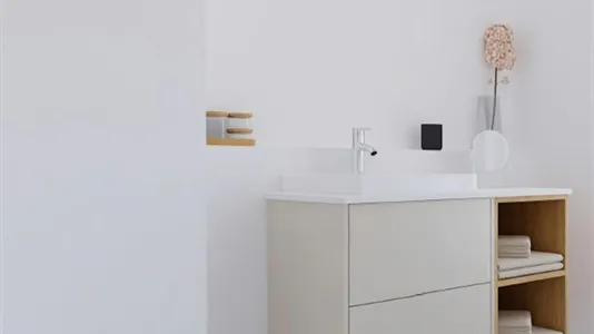 Apartments in Cologne Innenstadt - photo 4