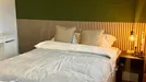Room for rent, Rotterdam, &lt;span class=&quot;blurred street&quot; onclick=&quot;ProcessAdRequest(12249597)&quot;&gt;&lt;span class=&quot;hint&quot;&gt;See streetname&lt;/span&gt;[xxxxxxxxxxxxx]&lt;/span&gt;
