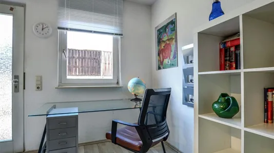 Apartments in Rheinisch-Bergischer Kreis - photo 6