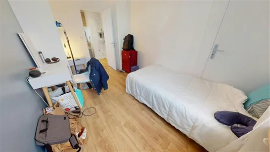 Rooms in Lyon - photo 2