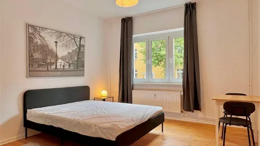 Apartments in Berlin Lichtenberg - photo 1