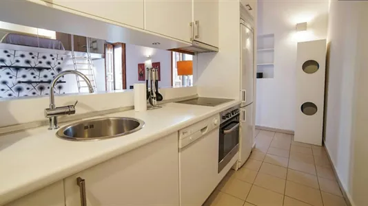 Apartments in Madrid Centro - photo 6