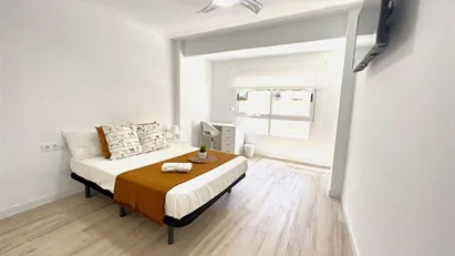 Room for rent in Valencia Algirós, Valencia (region)