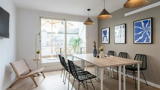 Rooms in Barcelona Ciutat Vella - photo 6