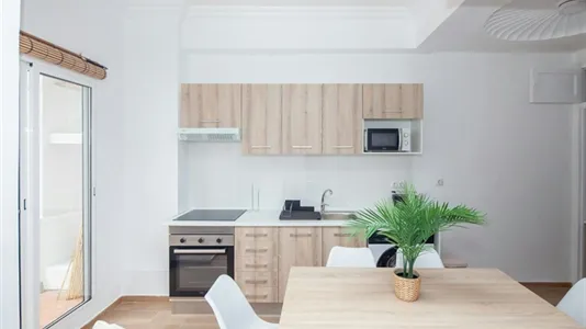 Rooms in Valencia Extramurs - photo 10