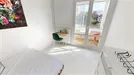 Room for rent, Brest, Bretagne, &lt;span class=&quot;blurred street&quot; onclick=&quot;ProcessAdRequest(9368054)&quot;&gt;&lt;span class=&quot;hint&quot;&gt;See streetname&lt;/span&gt;[xxxxxxxxxxxxx]&lt;/span&gt;