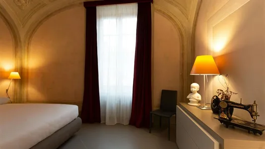 Apartments in Florence - photo 2