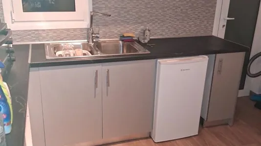 Houses in Galatsi - photo 1