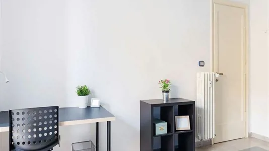 Rooms in Roma Municipio I – Centro Storico - photo 3