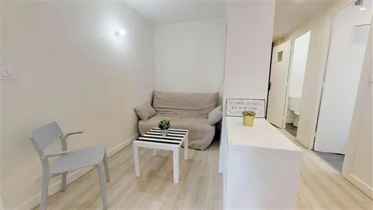Rooms in Lyon - photo 4