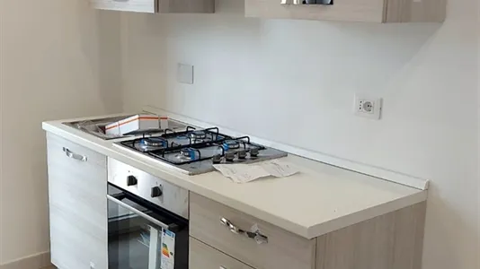 Rooms in Roma Municipio XIV – Monte Mario - photo 7