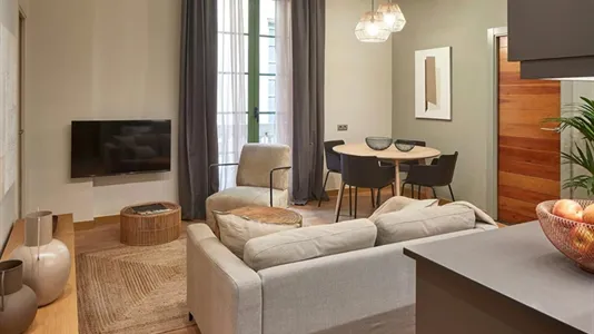 Apartments in Barcelona Ciutat Vella - photo 4