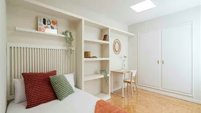 Room for rent in Madrid Chamartín, Madrid