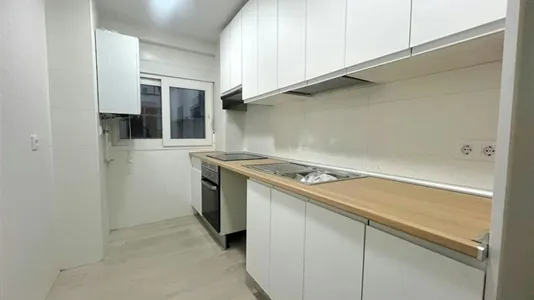 Rooms in Madrid Fuencarral-El Pardo - photo 2