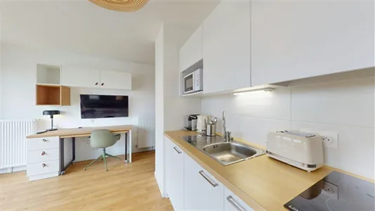 Apartments in L'Haÿ-les-Roses - photo 5