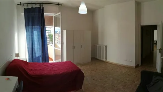 Rooms in Florence - photo 6
