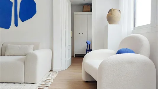 Apartments in Barcelona Eixample - photo 4