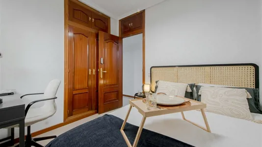 Rooms in Madrid Retiro - photo 3