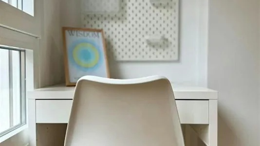 Rooms in Vigo - photo 3