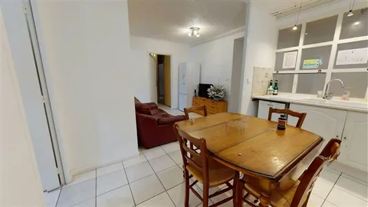 Rooms in Lyon - photo 5