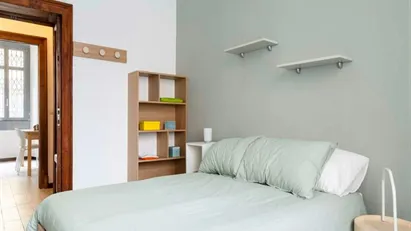 Room for rent in Milano Zona 4 - Vittoria, Forlanini, Milan
