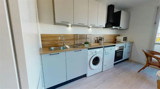 Rooms in Lyon - photo 7