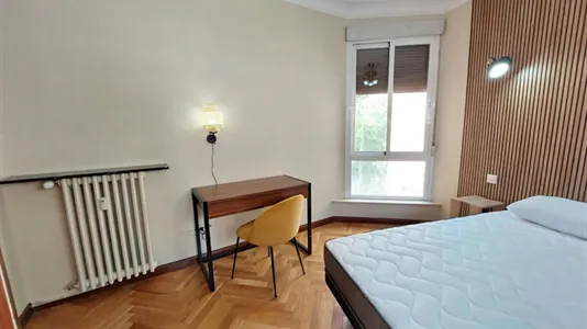 Rooms in Madrid Chamartín - photo 4