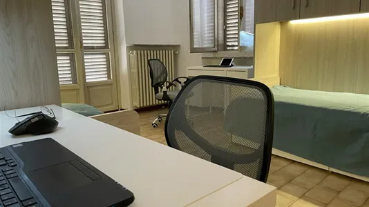 Rooms in Turin - photo 9