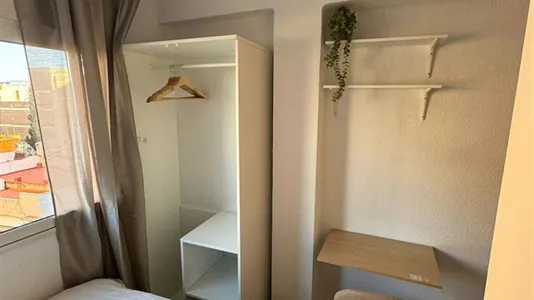Rooms in AlaquĆ s - photo 10