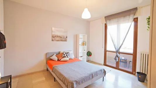 Rooms in Lecco - photo 3