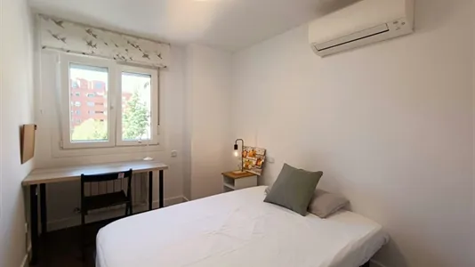 Rooms in Madrid Puente de Vallecas - photo 3