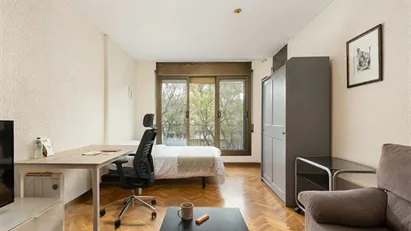 Room for rent in Barcelona Les Corts, Barcelona