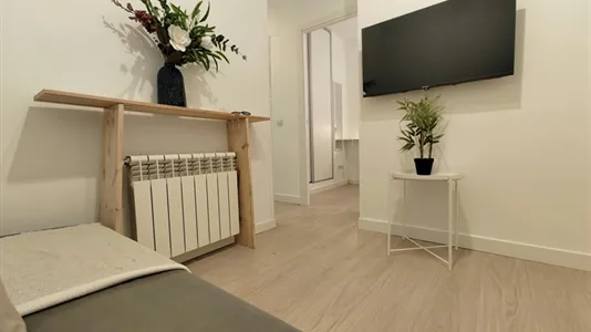 Rooms in Madrid Centro - photo 6