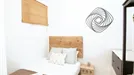 Apartment for rent, Barcelona Ciutat Vella, Barcelona, &lt;span class=&quot;blurred street&quot; onclick=&quot;ProcessAdRequest(13713232)&quot;&gt;&lt;span class=&quot;hint&quot;&gt;See streetname&lt;/span&gt;[xxxxxxxxxxxxx]&lt;/span&gt;