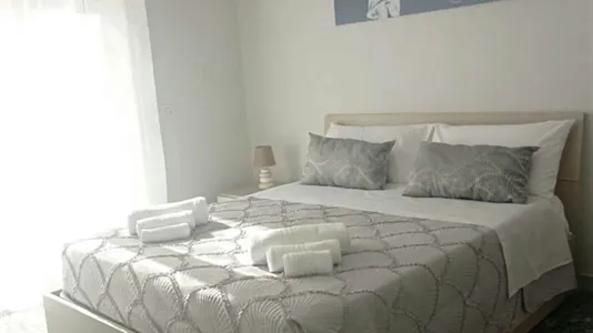 Rooms in Napoli Municipalità 3 - photo 9