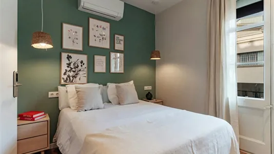 Rooms in Barcelona Eixample - photo 3