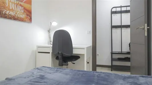 Rooms in Alcalá de Henares - photo 4