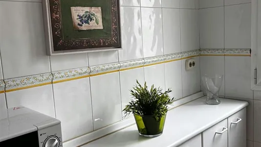 Rooms in Madrid Tetuán - photo 10