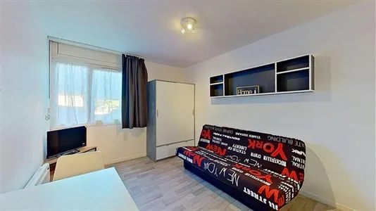 Apartments in Caen - photo 2