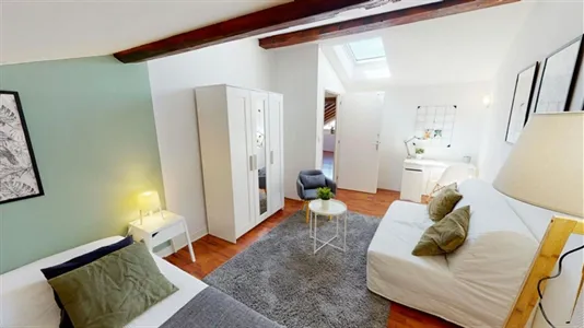 Rooms in Toulouse - photo 2