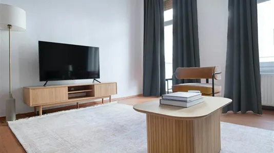 Apartments in Barcelona Eixample - photo 2