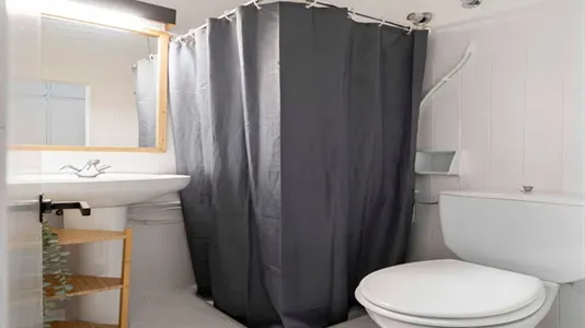 Rooms in Madrid Centro - photo 5