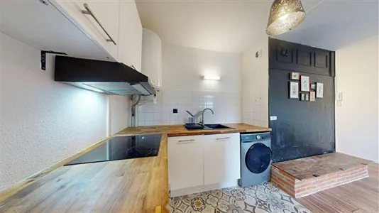 Apartments in Lyon - photo 7