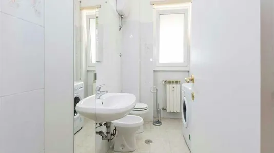 Rooms in Roma Municipio VIII – Appia Antica - photo 6